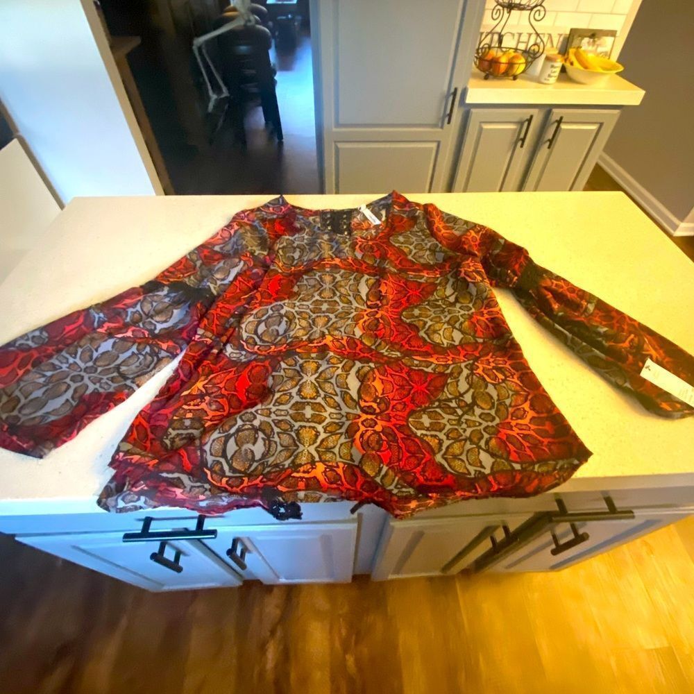 Women’s NY Collection blouse/jacket, NWT